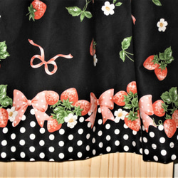 イチゴ＆リボンのボーダー柄　ジャンパースカート　105ｃｍ～115ｃｍ 4枚目の画像