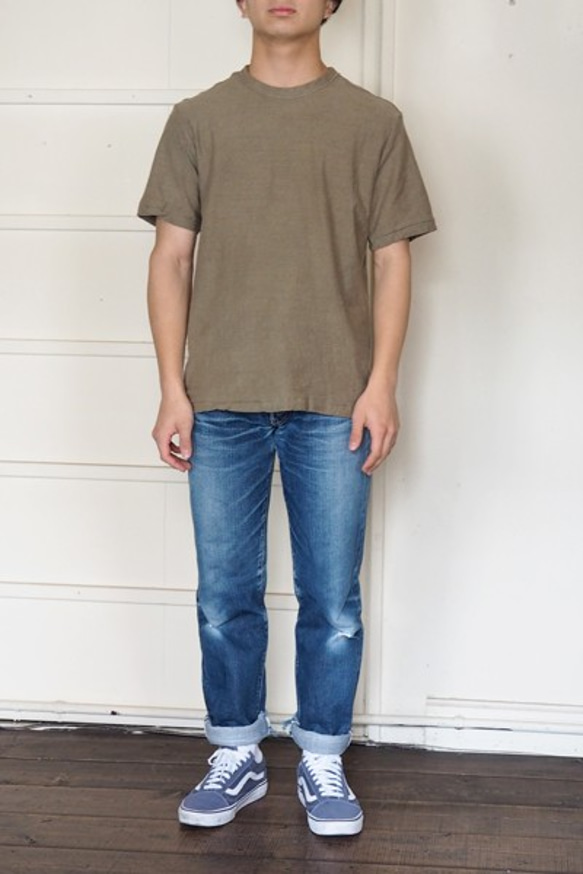 Tシャツ メンズ 半袖 オーガニックコットン 草木染め 吊天竺 柘榴 カーキグレー 3枚目の画像