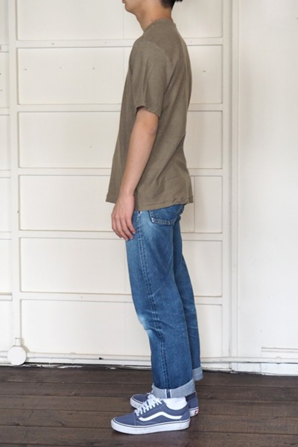 Tシャツ メンズ 半袖 オーガニックコットン 草木染め 吊天竺 柘榴 カーキグレー 4枚目の画像
