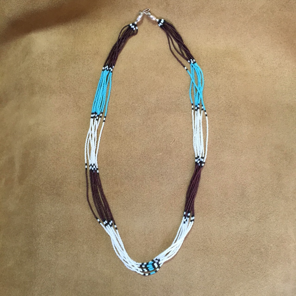 8連ネイティブネックレス　ダークブラウン