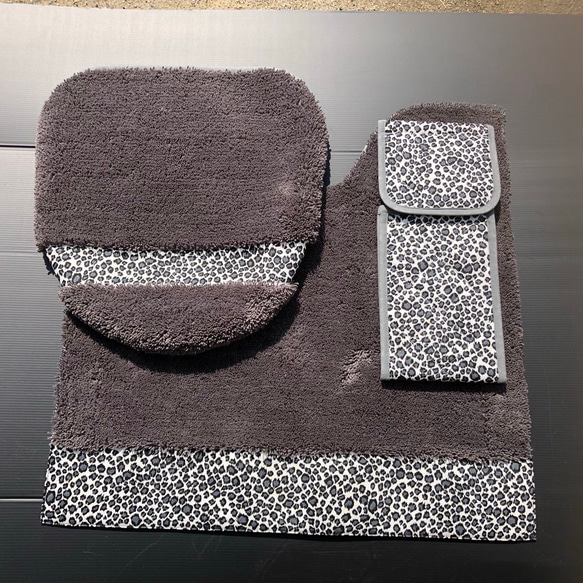 当社の ヒョウ柄 三点セット バス・トイレ・洗面用品 shikimonoya 通販 バス・洗面所用品