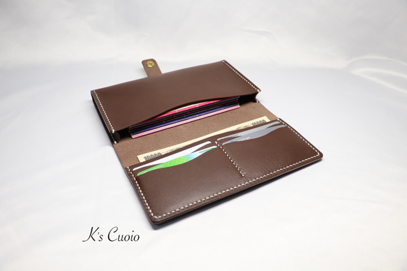 ヌメ革 横長通帳ケースベルト付き（ダークブラウン色）【送料無料】 1枚目の画像