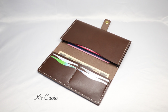 ヌメ革 横長通帳ケースベルト付き（ダークブラウン色）【送料無料】 7枚目の画像