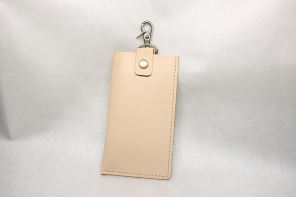 ヌメ革 手縫いスマホポーチ【送料無料】 1枚目の画像