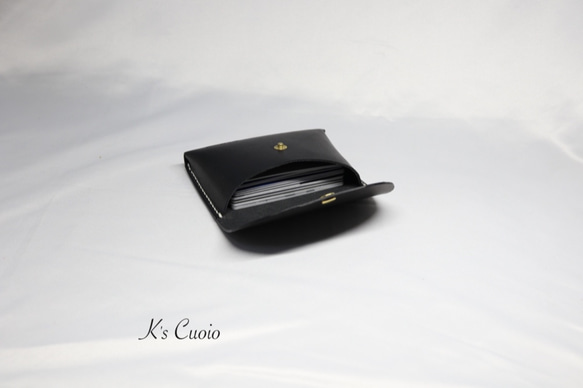 ヌメ革 一枚革で作るカードケース（ブラック色）【送料無料】 3枚目の画像
