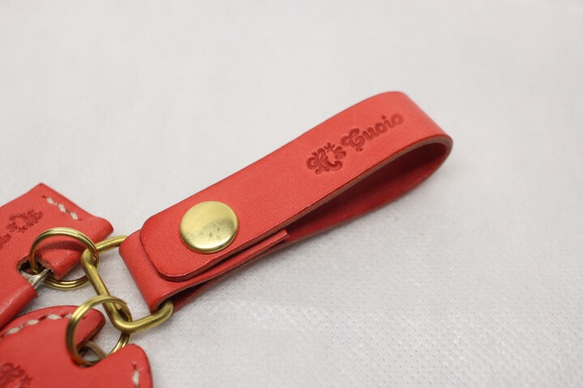 ヌメ革 キーリング（レッド色）【送料無料】 1枚目の画像