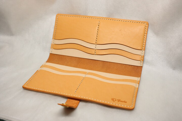 ヌメ革 手縫いのカードホルダー（オレンジ色）【送料無料】 3枚目の画像