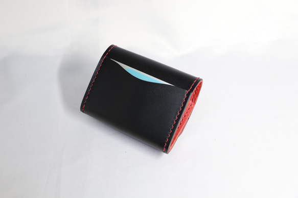 ヌメ革 ボックス型小銭入れTypeB（ブラック&レッド色）【送料無料】 3枚目の画像