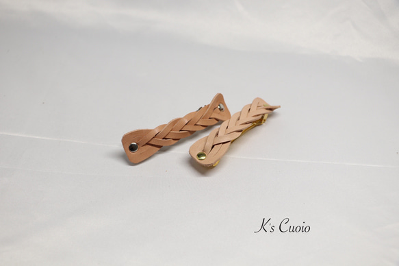 栃木レザー　五本編みバレッタ【送料無料】 1枚目の画像