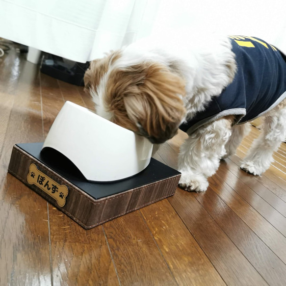 《名札付き》犬の食器台（フードボウルスタンド テーブル） 2枚目の画像