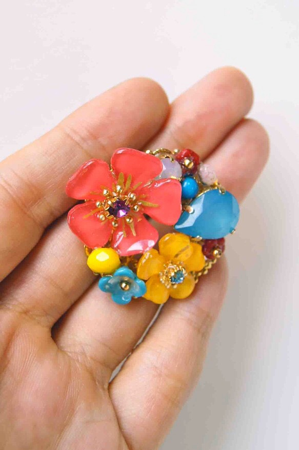 【再販】Vivid color  flower broach 2枚目の画像