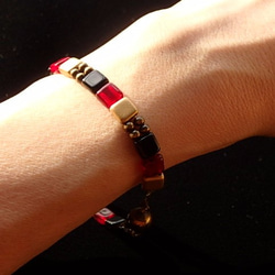 2way accessory：bracelace／ancient ruins square：Berlin 3枚目の画像