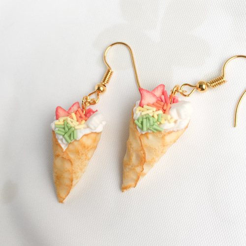 いちごライスチェリークレープ（小）イヤリングペア価格デザート