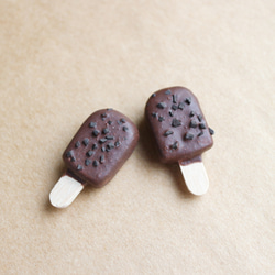 チョコレートアイスクリームイヤリング片耳イヤークリップイヤーフックシミュレーションデザートチョコレートクラッシュアーモンド 3枚目の画像