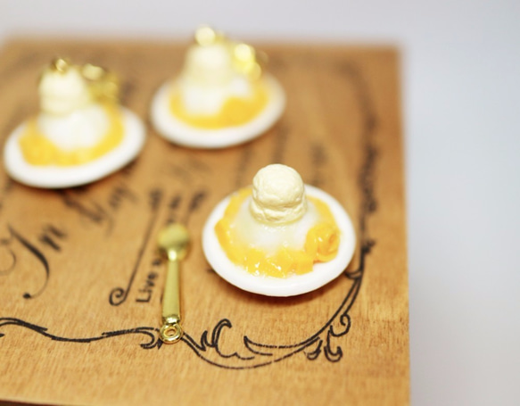 【蜜斯手作】台灣特色美食 芒果冰 台湾マンゴーかき氷 耳環 飾品 迷你食物 仿真甜點 一對兩支 第7張的照片
