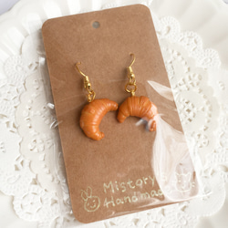 楓糖可頌耳環 單支 クロワッサン 甜點飾品 迷你食物 croissant 第5張的照片