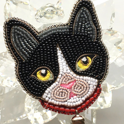 ビーズ刺繍のブローチ　-猫(ブラック)- 4枚目の画像