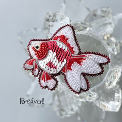 ビーズ刺繍ブローチ　-金魚- 3枚目の画像