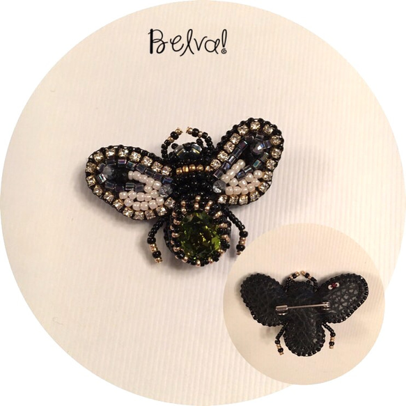 ビーズ刺繍 -ハチのブローチ-bee 3枚目の画像