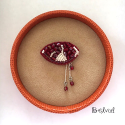 ビーズ刺繍 -ザクロの欠片-piece of pomegranate 2枚目の画像