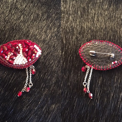 ビーズ刺繍 -ザクロの欠片-piece of pomegranate 4枚目の画像