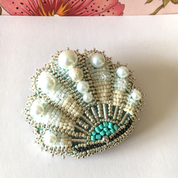 ビーズ刺繍 -貝殻のブローチ- shell 9枚目の画像