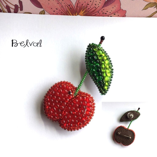 ビーズ刺繍 -さくらんぼ(大)のブローチ-cherry ブローチ Belva