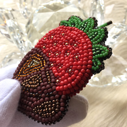 ビーズ刺繍 -ストロベリーチョコレート- strawberry chocolate 5枚目の画像