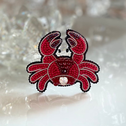 ビーズ刺繍のブローチ　-カニ　crab- 1枚目の画像