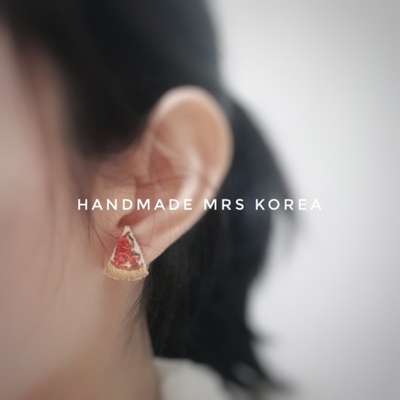 Mini Pizza❥Earrings/手刺繍/925純銀製/韓国製 3枚目の画像