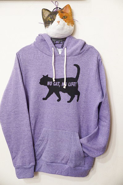 《受注制作》やや薄手カスタマイズ猫柄プルオーバーパーカー