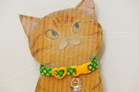 猫さん首輪・緑に黄色みずたま 2枚目の画像