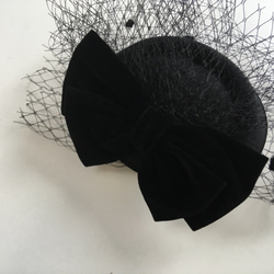トーク帽 トークハット 黒 ブラック 髪飾り ヘッドドレス 結婚式 卒業式 ウェディング ヘアアクセサリー　フラワー 4枚目の画像
