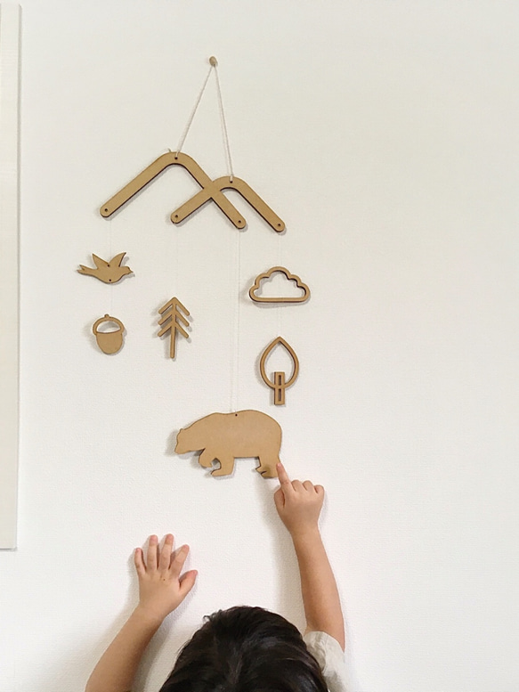 モビール 森 木製 動物 くま 北欧 山 ウッド 鳥 雲 オブジェ 壁面 飾り