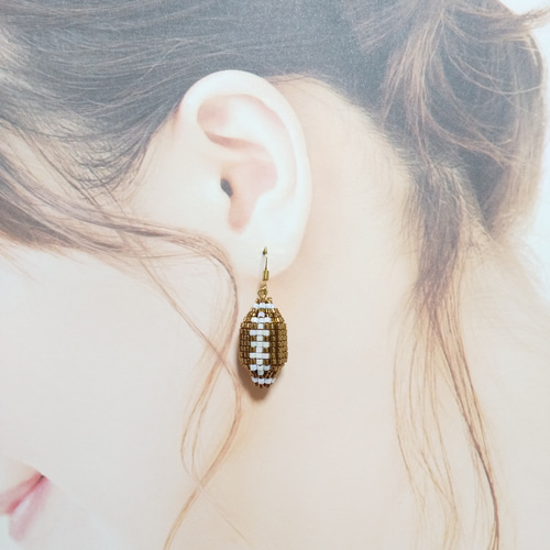 再×5ラグビーボールのピアス/イヤリング（アレルギー対応） ピアス