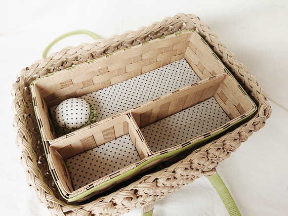裁縫箱セット(緑×白ドット)ナチュラル クラフトバンド 針刺し付 見せる収納 バスケット型バイカラー 2枚目の画像