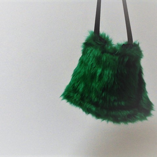 Todayful  ファーチェーンバッグ  グリーン ルートート ROOTOTE 1263 フワフワ フェイクファー チェーンストラップ