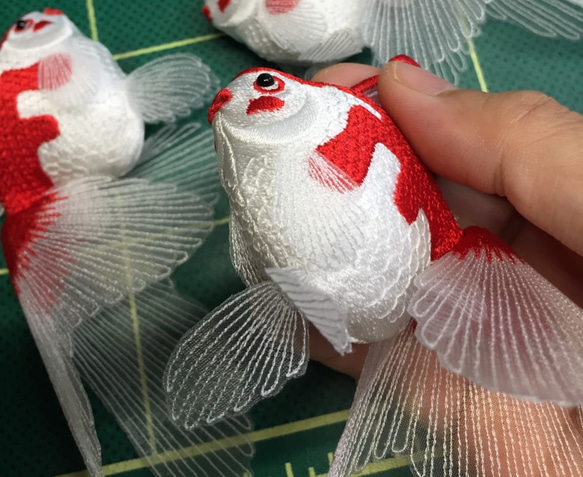 　夢見る金魚の風鈴　立体刺繍　透けるオーガンジー　☆宅配便送料無料 10枚目の画像