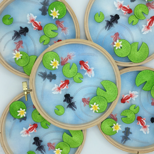 金魚池の刺繍枠飾り 立体・オブジェ ソライロ刺繍 通販 9391282
