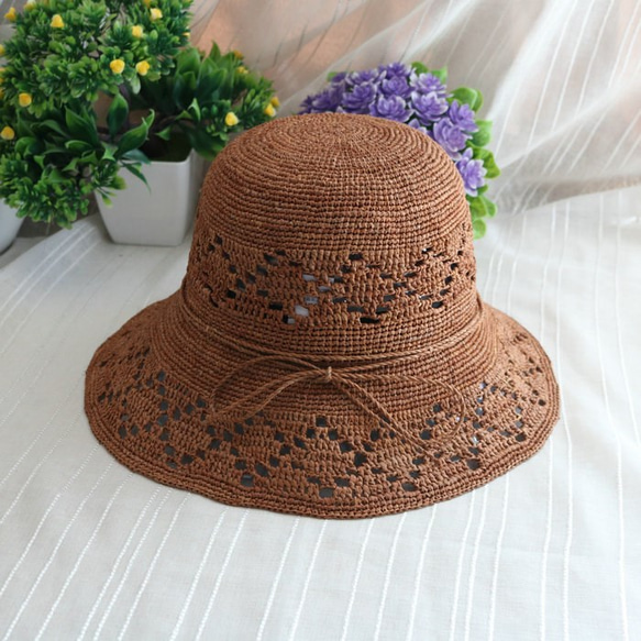 細かい編み物 透かし編み模様の麦わら帽子[h018] 2枚目の画像