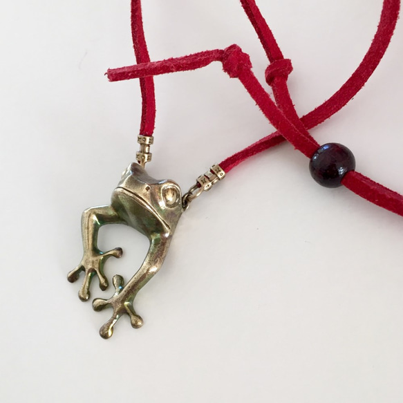 こんにちはカエルペンダント【brass】 3枚目の画像