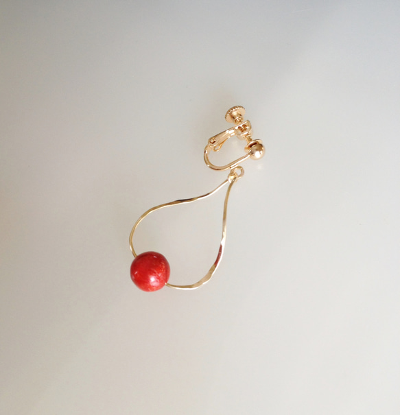 サンゴ・ワイヤーイヤリング 【K14gf】 3枚目の画像