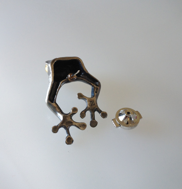 カエルバッジ 3枚目の画像