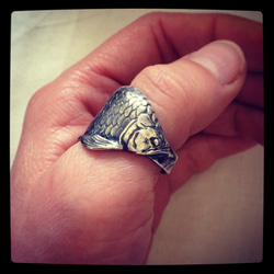 アロワナ・リング 2枚目の画像