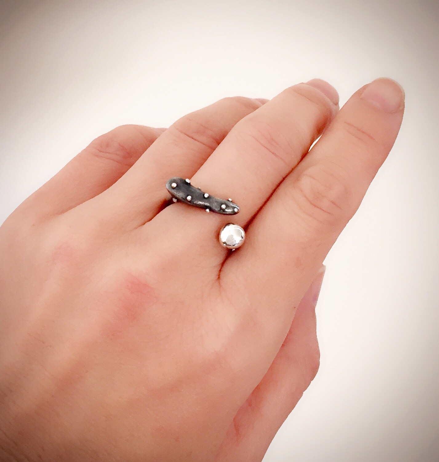 多肉植物リング（ユーフォルビアオンコクラータ）【SV925】