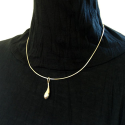 雫のチョーカー 3枚目の画像