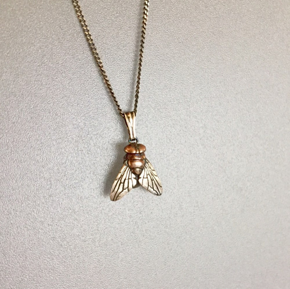 ハエペンダント 1枚目の画像