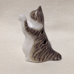 ネコリナ(猫のオカリナ)/tachi/サバ白  リングホルダー 3枚目の画像