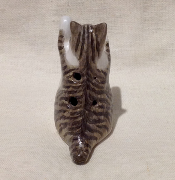 ネコリナ(猫のオカリナ)/tachi/サバ白  リングホルダー 4枚目の画像