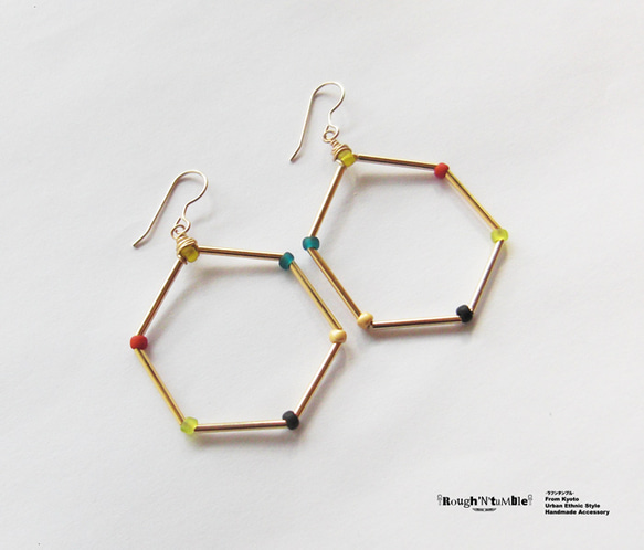 Hexagon pierce A 第3張的照片